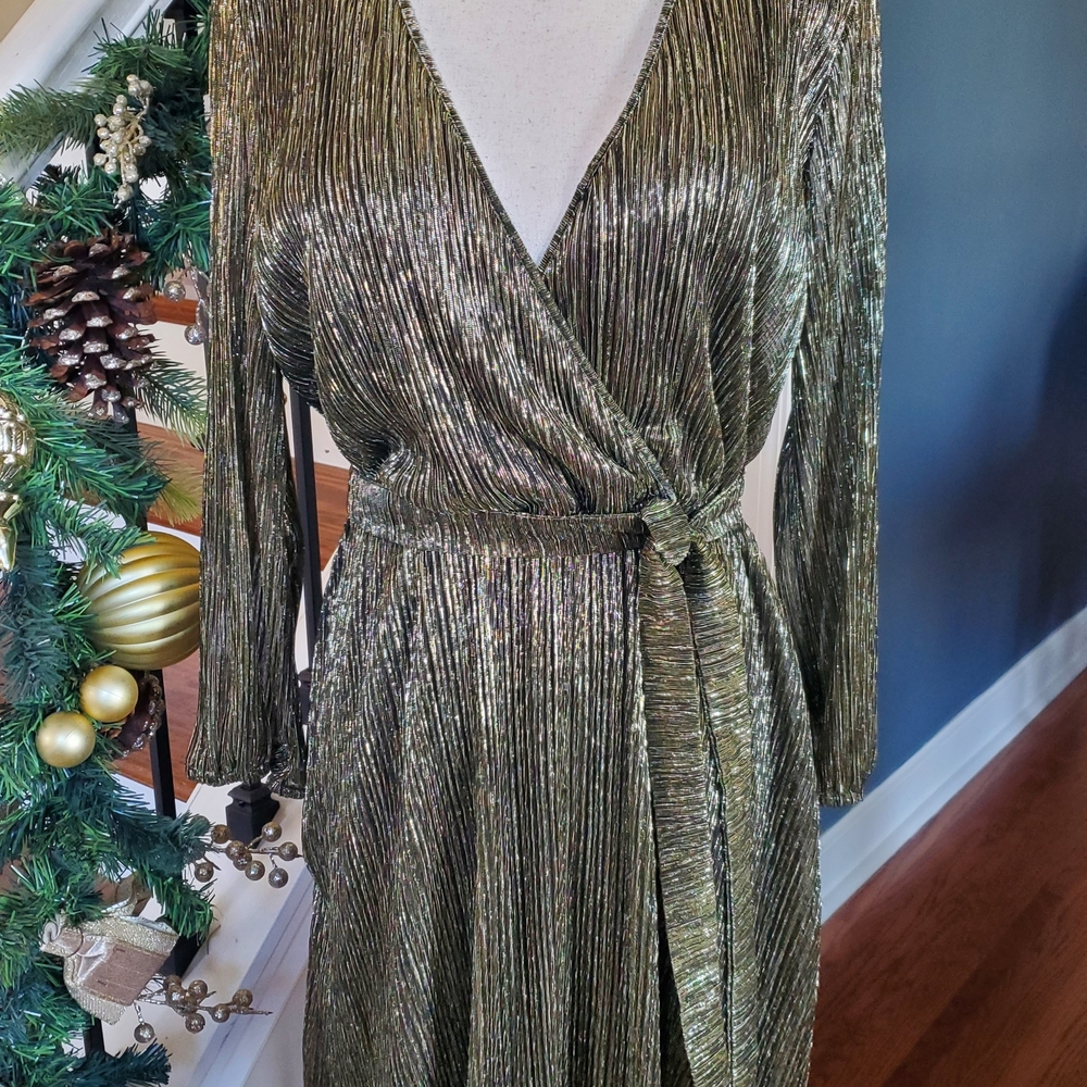 Simply Vera Vera Wang Metallic Long Sleeve Dress